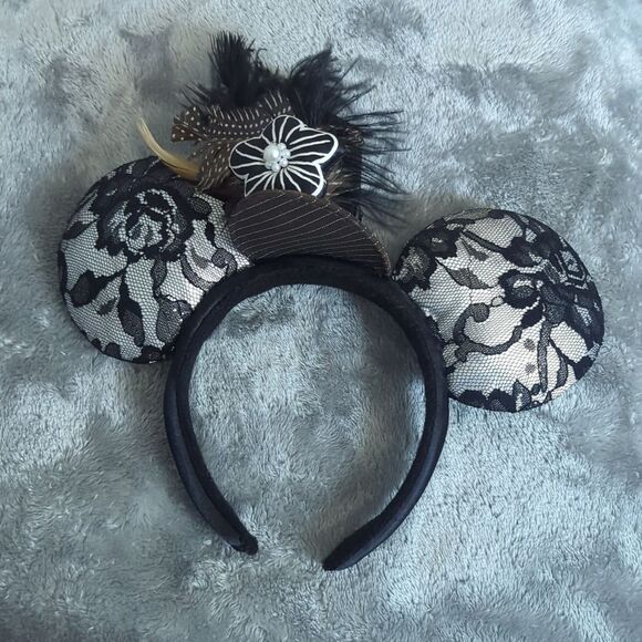 Disney 2019. Minnie mouse black and silver top hat ears - Picture 1 of 8